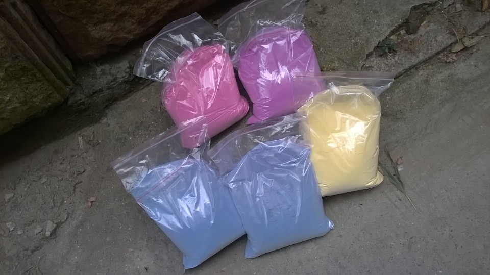 Photochromic Pigment UV Light Pigment Changing Color under Sunshine for Inks and Paints