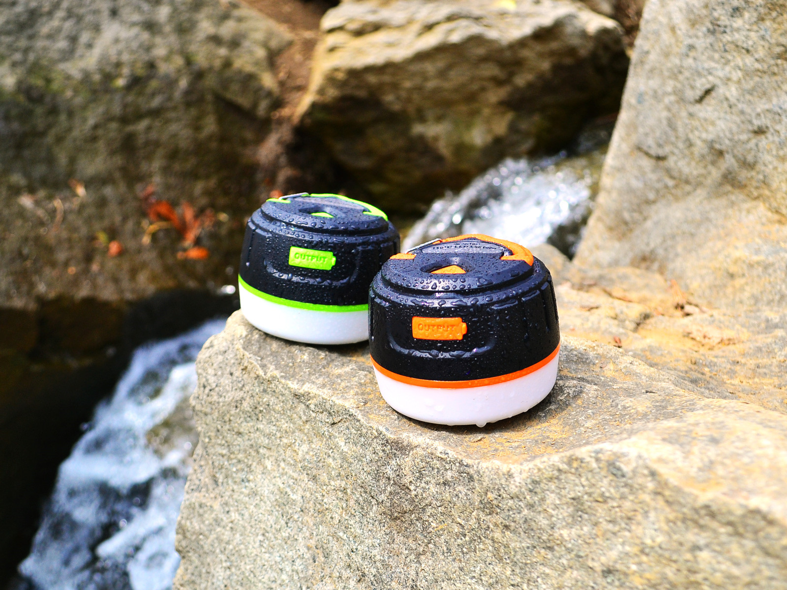 2 in 1 IP65 Waterproof portable emergency led light camping power bank combo for Hiking
