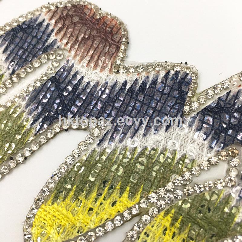 Love Alphabet Iron on Rhinestone Heat Transfer Patch Hot Fix Motifs Strass Crystal Applique for DIY TSLove