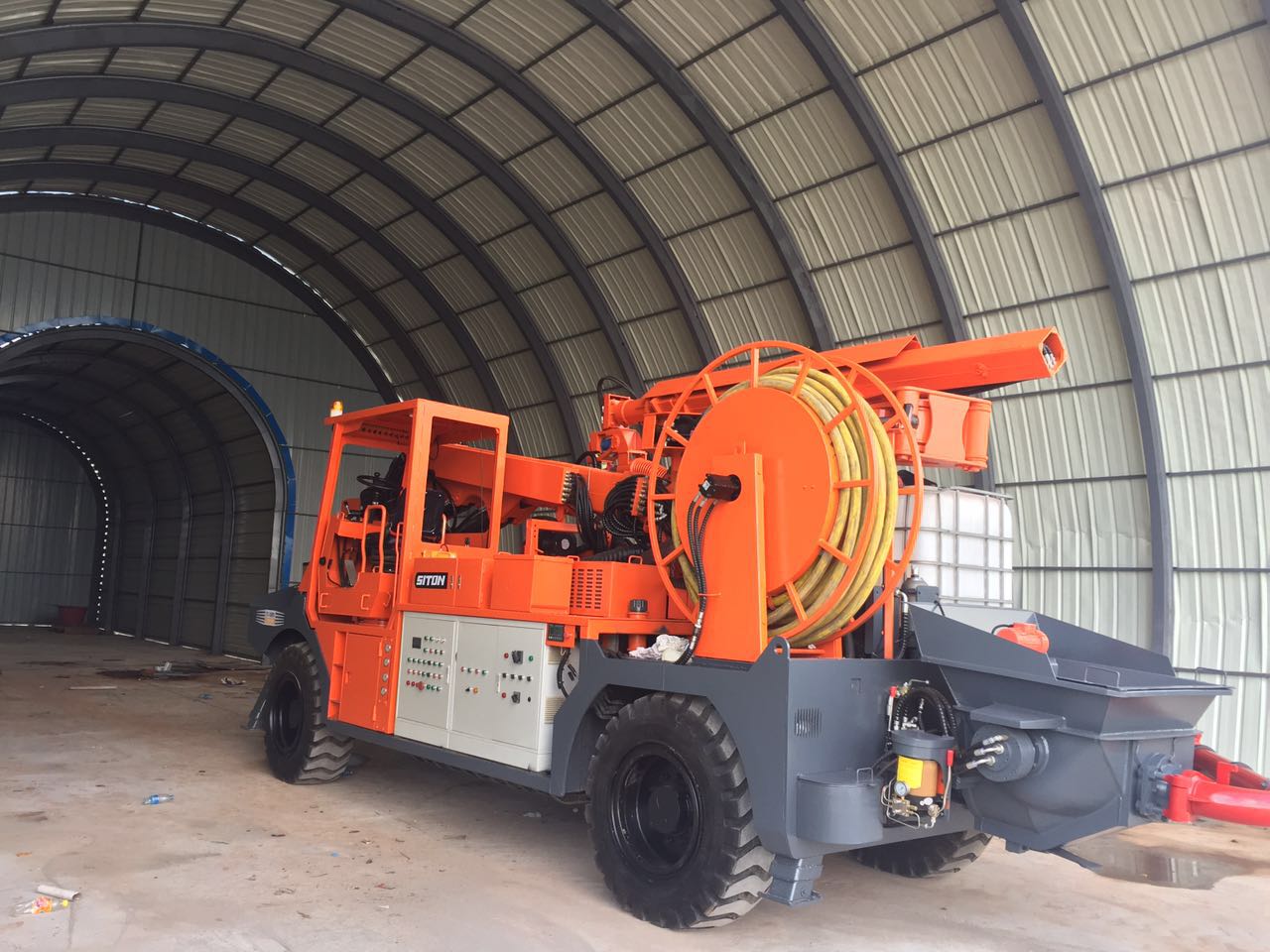 DTC30 mobile concrete sprayer for underground project