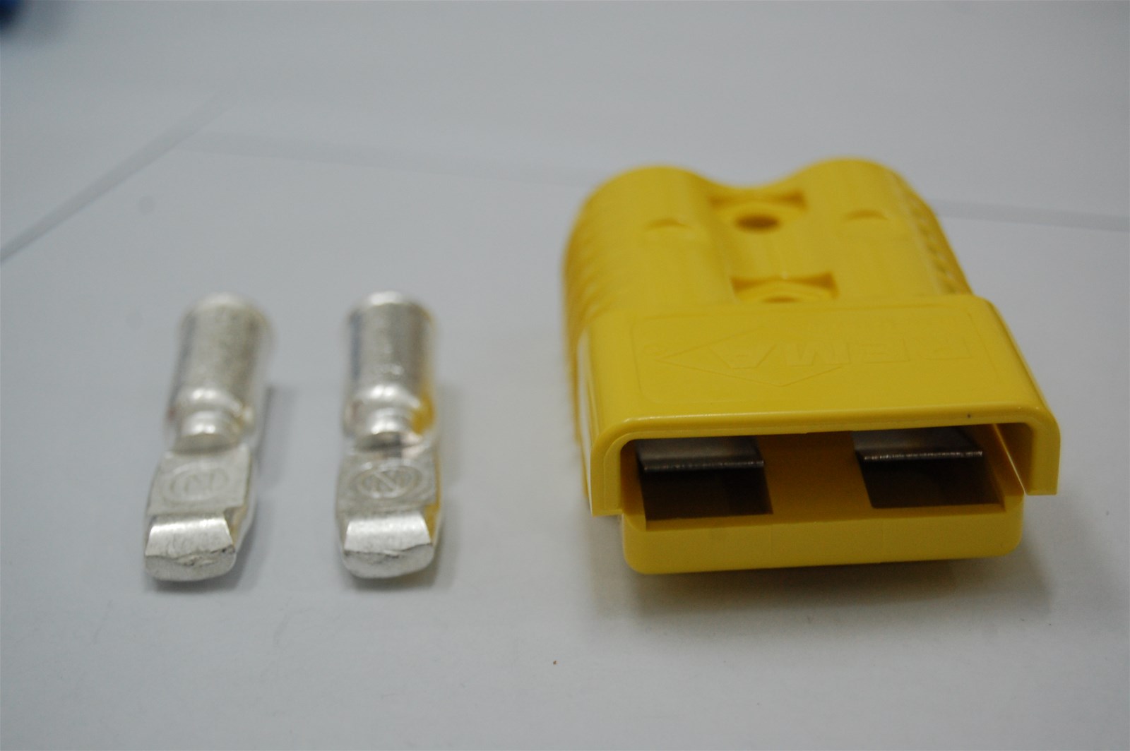 Power Battery Charging Connectors Charging Station Car Chargers from