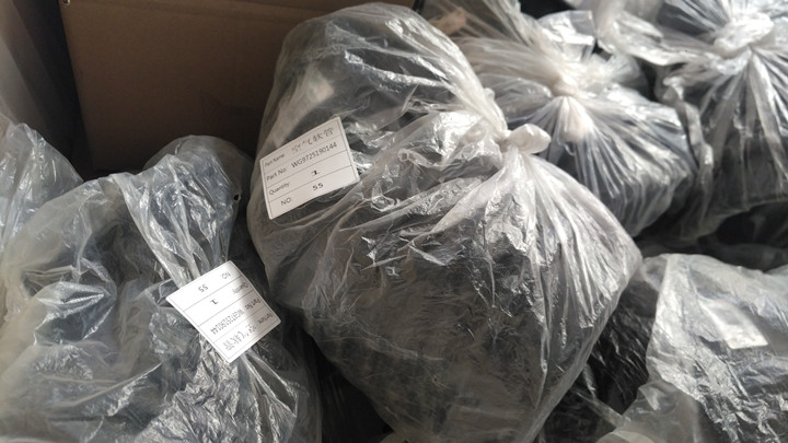 Sinotruk HOWO Truck Parts for SaleAir HoseWG9725190144
