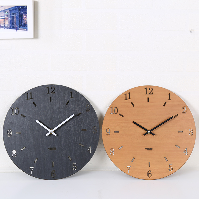 Creative Circular Simple Quiet Bedroom Wood Wall Clock