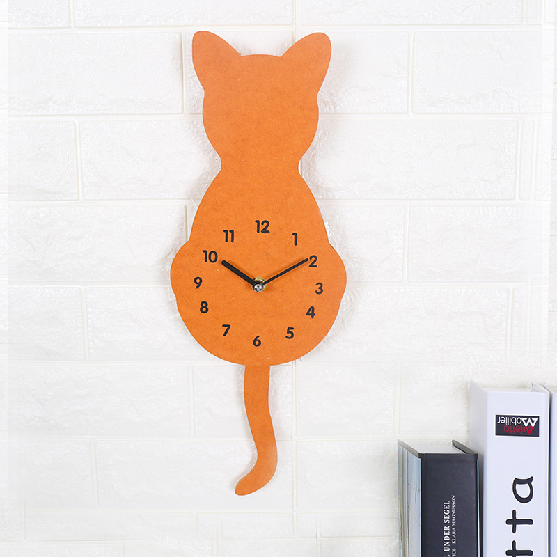 Creative Cat Cartoon Design Wood Wall Quiet Clock