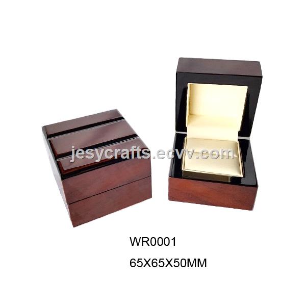 glossy varnish wooden jewelry boxes