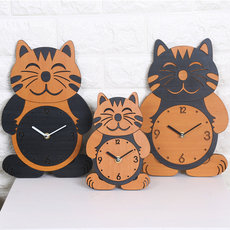 Creative Cute Cat Cartoon Design Wood Wall Quiet Clock