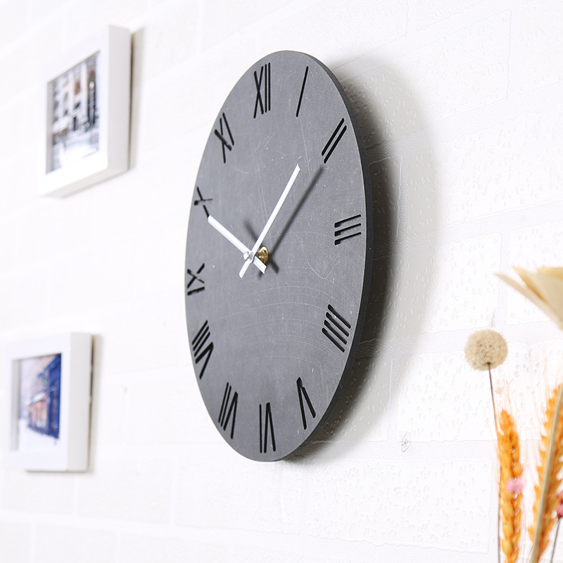 Creative Round Shape Fashion Roman Digits Wood Wall Clock