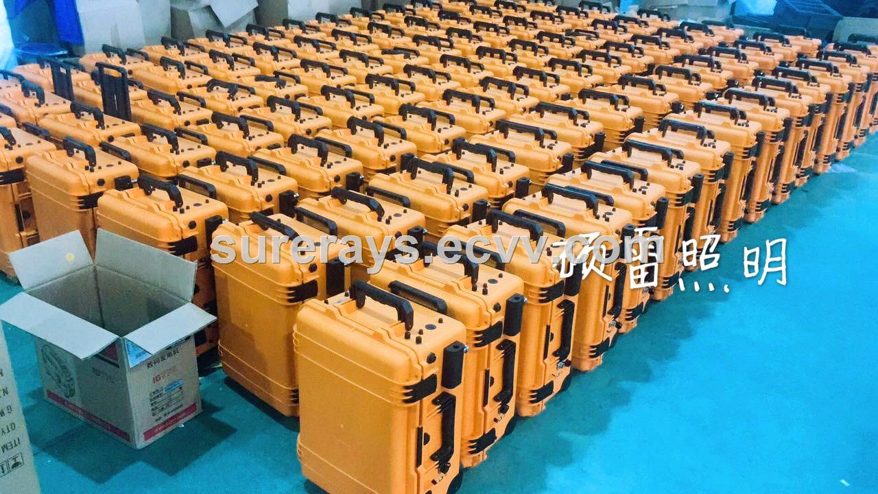 SR48070W Floodlight double lamp holder with warning lamp AREA LIGhting