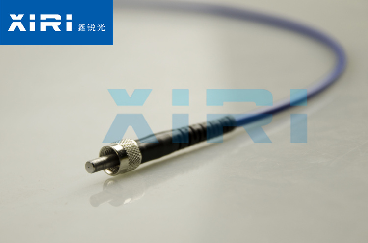 SMA905FSMA905 fiber optic connectors jumper quartz fiber IR light core 400um
