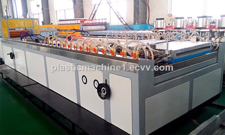 China Machine SJSZ80156 extruder 300400kgh WPC PVC door board extrusion machine