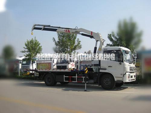 5 ton car carrier flatbed tow truck with crane