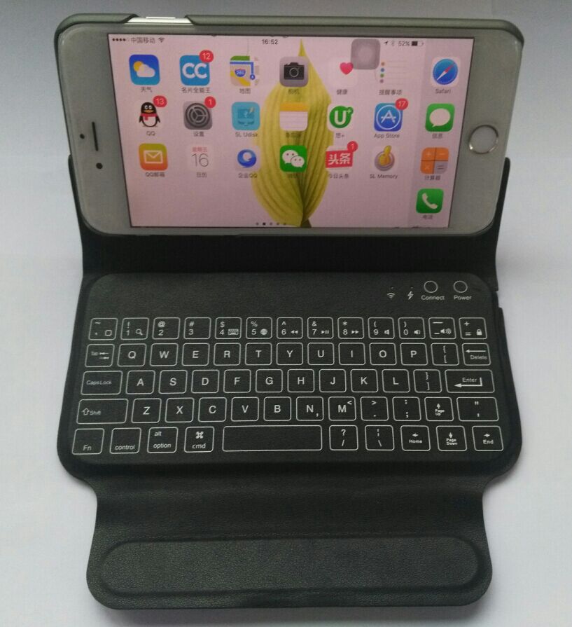 Perfect Typing Experience Mini Mobile Phone Bluetooth Keyboards with Case Protection