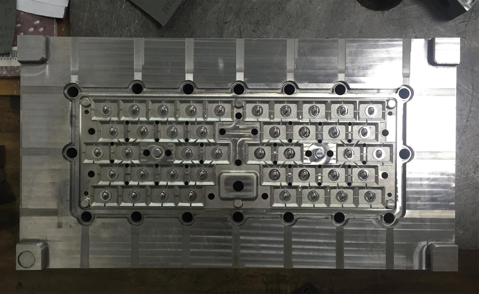 injection mold for plastic material PC PMMA electronic products