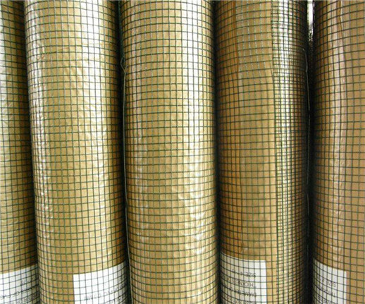 Welded wire mesh fence small circle