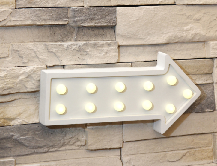 customized arrows sign party and wedding decoration wooden LED light box