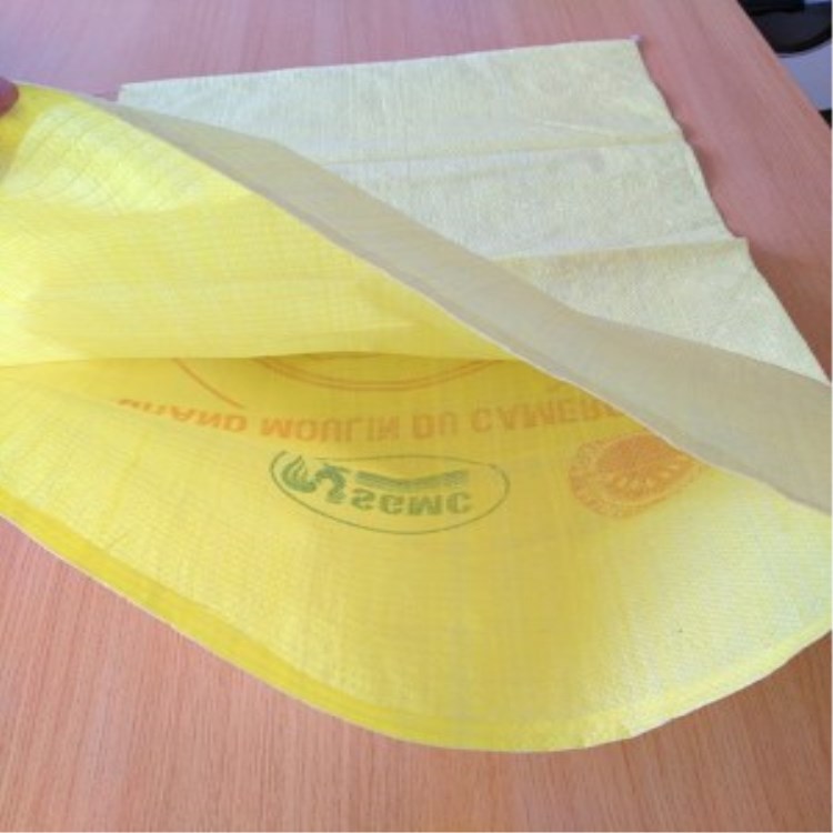 Laminated PP woven bags China plastic bag