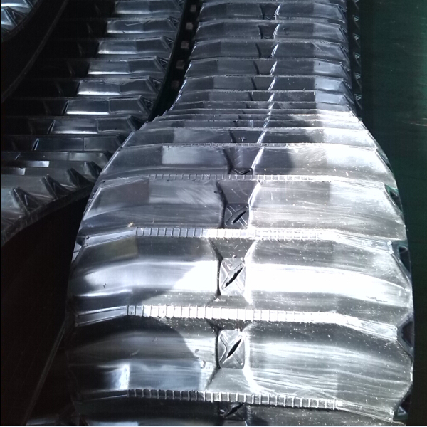 rubber track for class combine harvester4509060