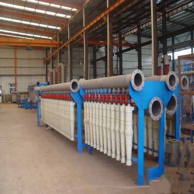 Pulp making equipment low consistency stuffer cleaner