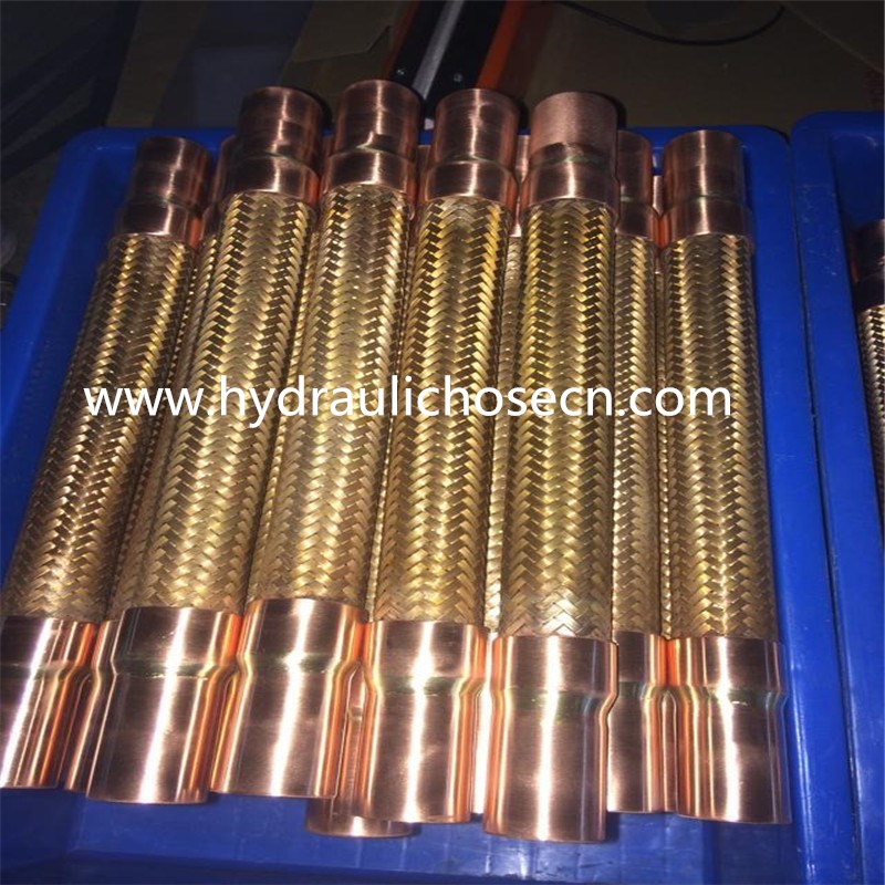 Refrigeration shock tubevibration absorber metal hose