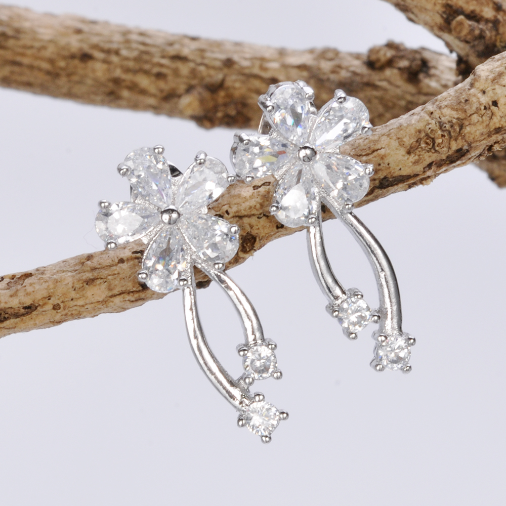 Fashion Jewelry Factory Flower Shape CZ Gemstone 925 Sterling Silver EarringsSilver Cz Cubic Zirconia Stud Earrings