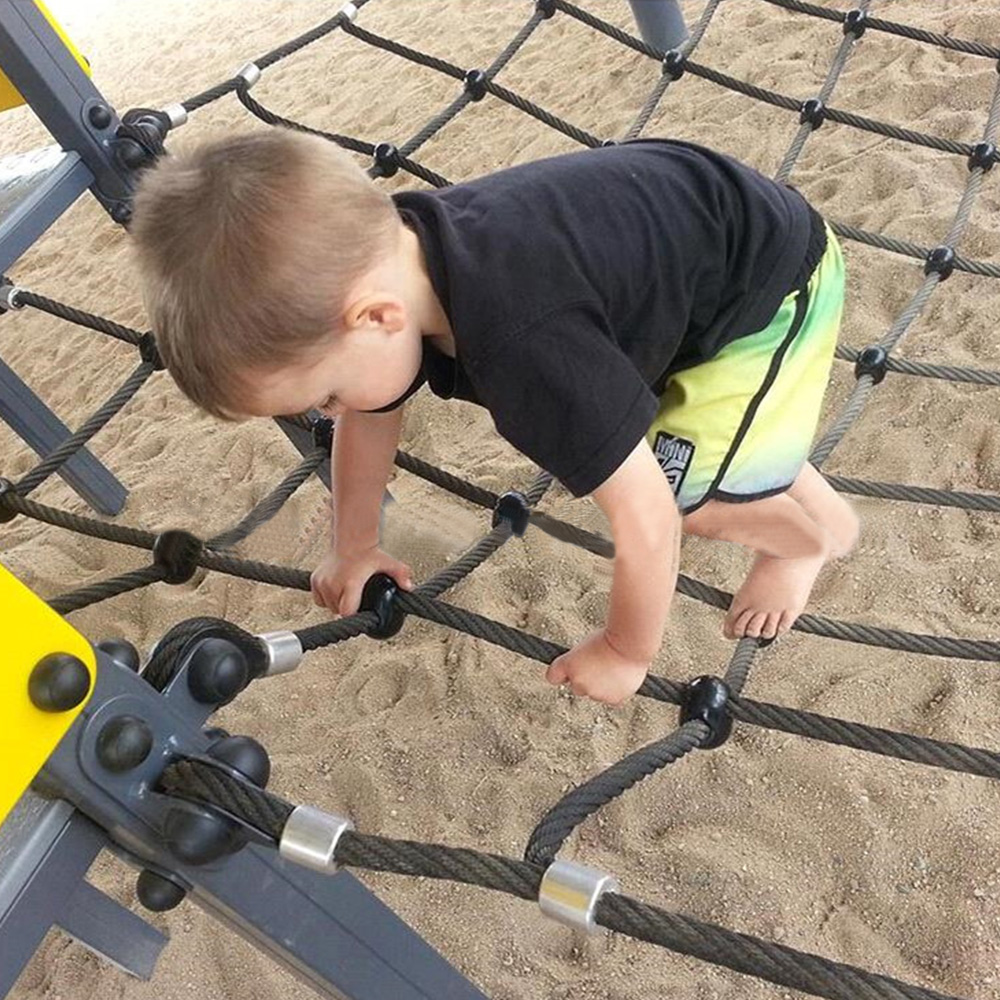 Playground Solid Cross Connector