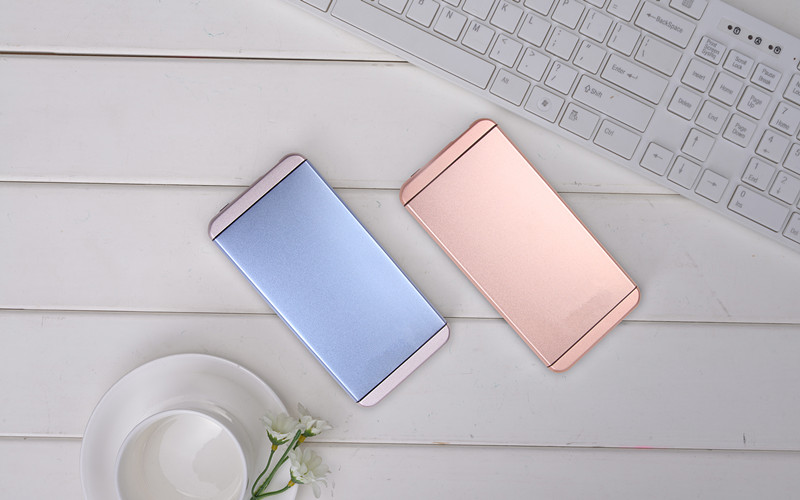 Lithium Polymer Battery Slim & Light Best Mobile Power Bank 5000mah Outdoor Portable USB Charger