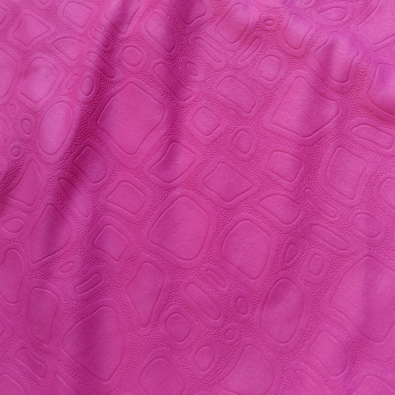 Polar fleece factory embossed polar fleece fabric