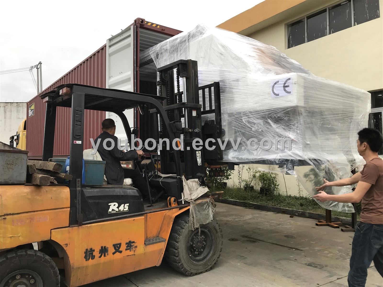 High Speed Intelligent flute laminating machine