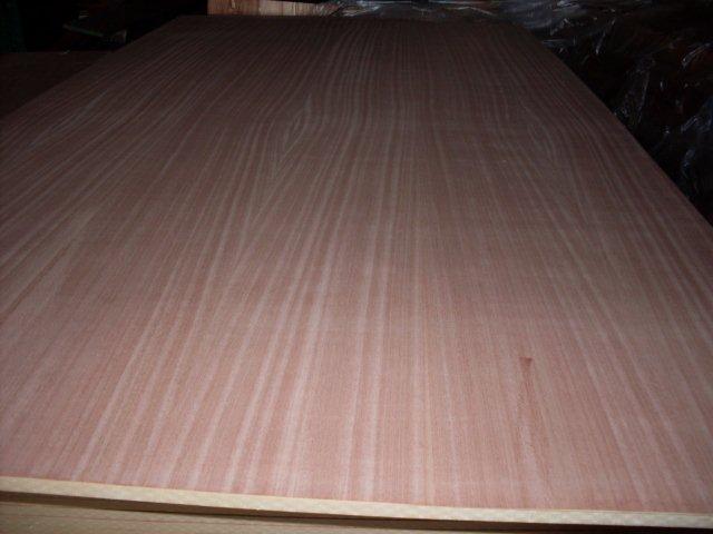 Natural Sapele Plywood 1220x2440mm E0E1E2