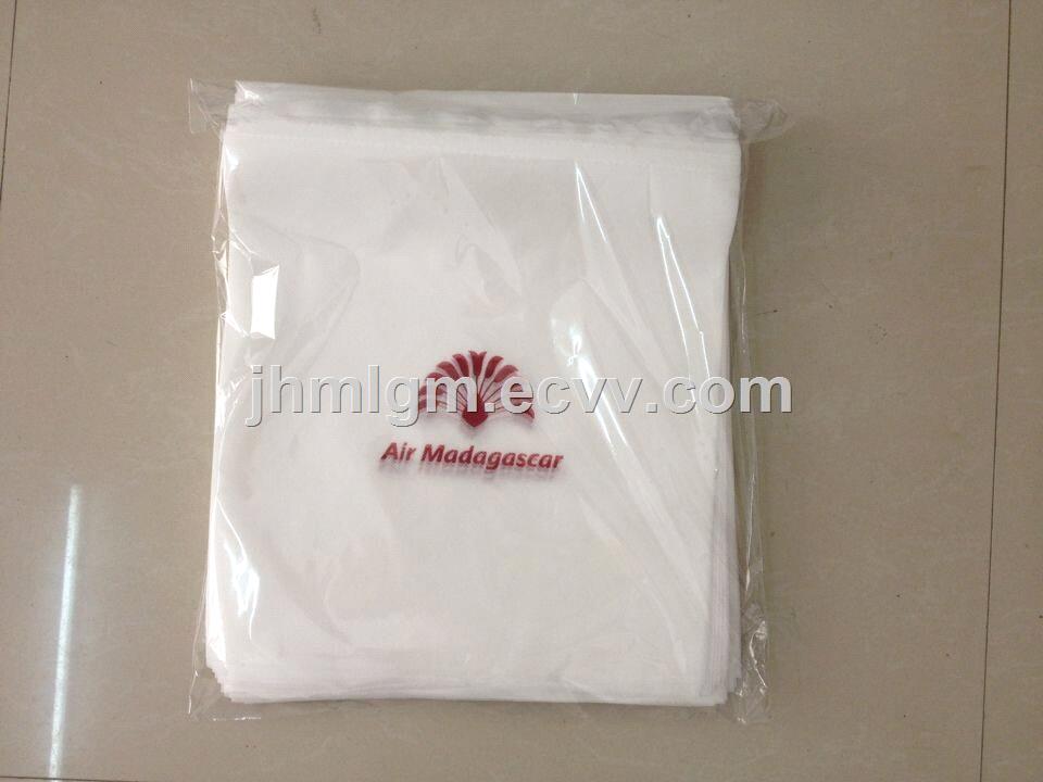 Economic disposable non woven headrest covers