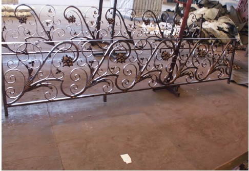 Chinese HandForged Wrought Iron Rails EBR141 Customize High Quality Wrought Iron Railing Competitive Price Balustrade