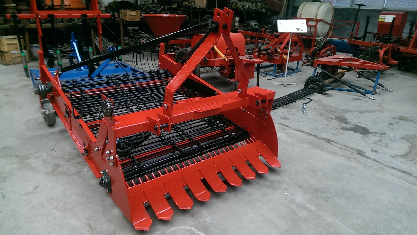 double rows Potato Harvester 4U 1300 tractor potato digger