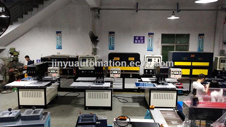 Automatic Pressure Silicone Trademark Moulding Machine
