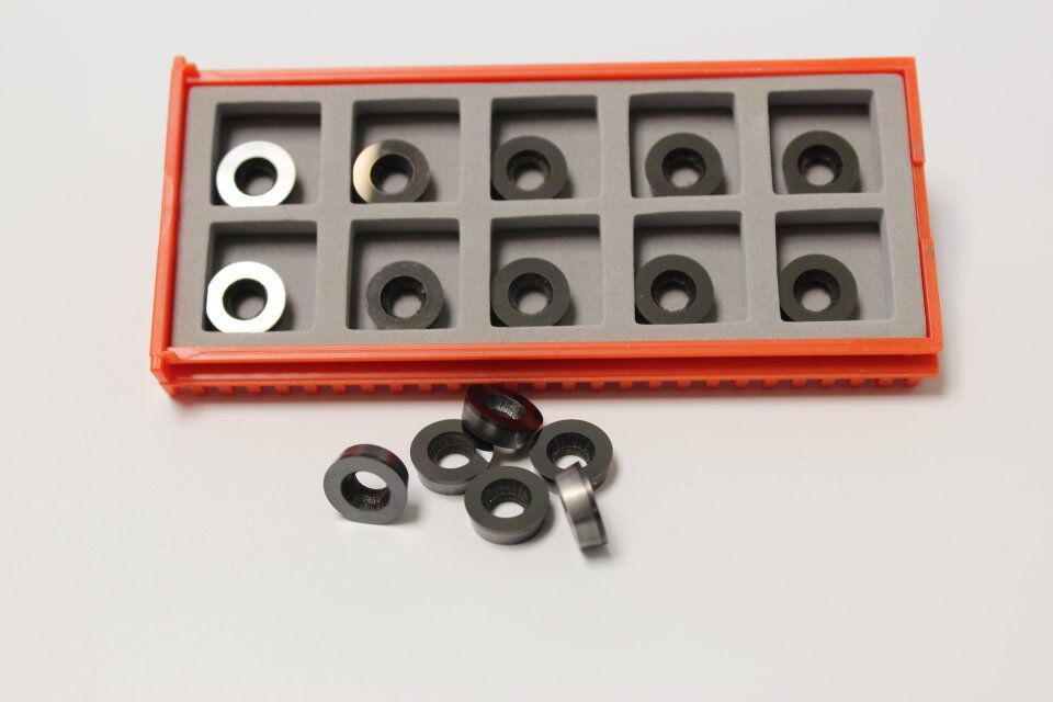 PCD Inserts for NonFerrous alloy Machining pcbn inserts