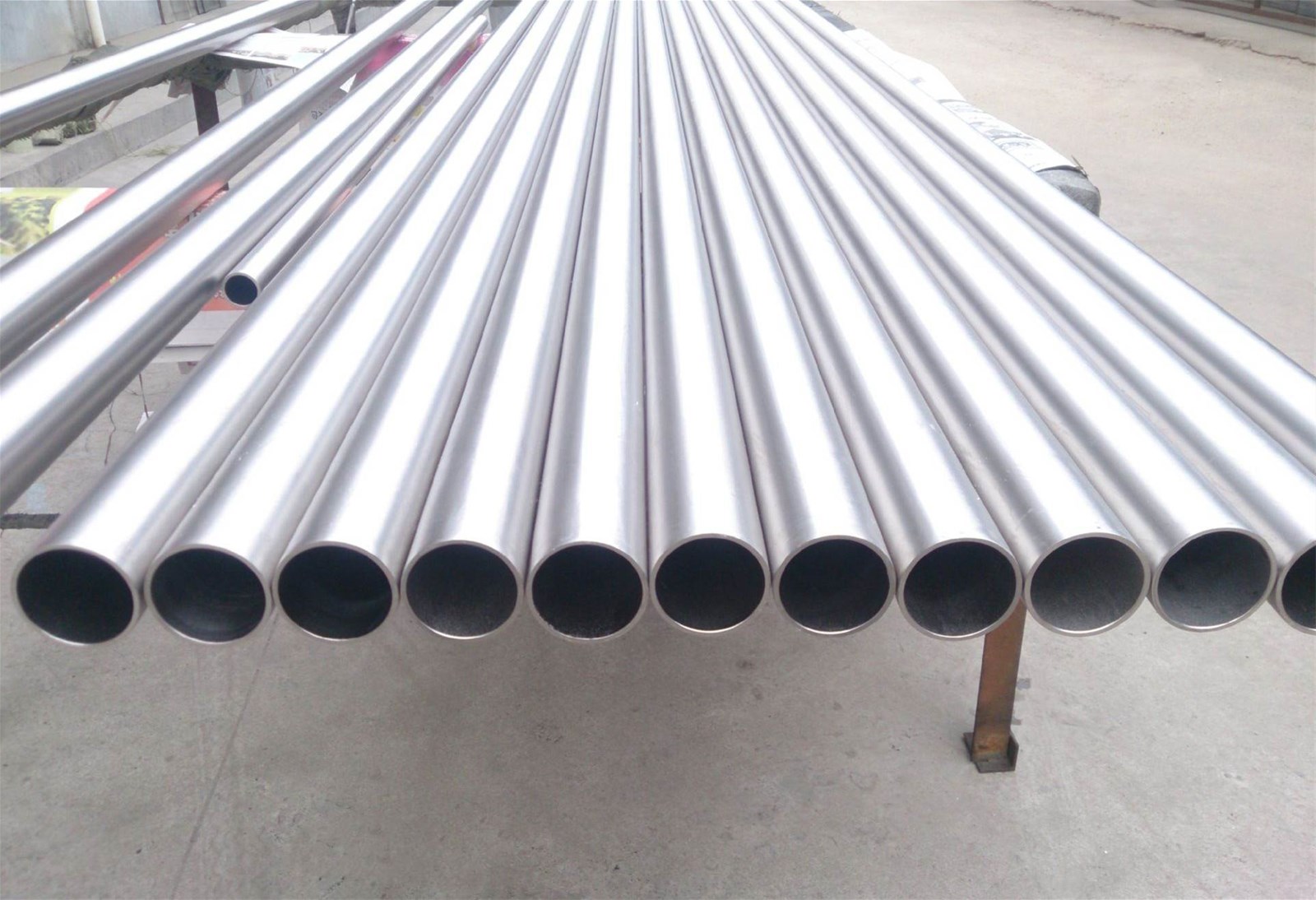 Titanium Pipe Titanium Tubes Tc4 Titanium Pipe