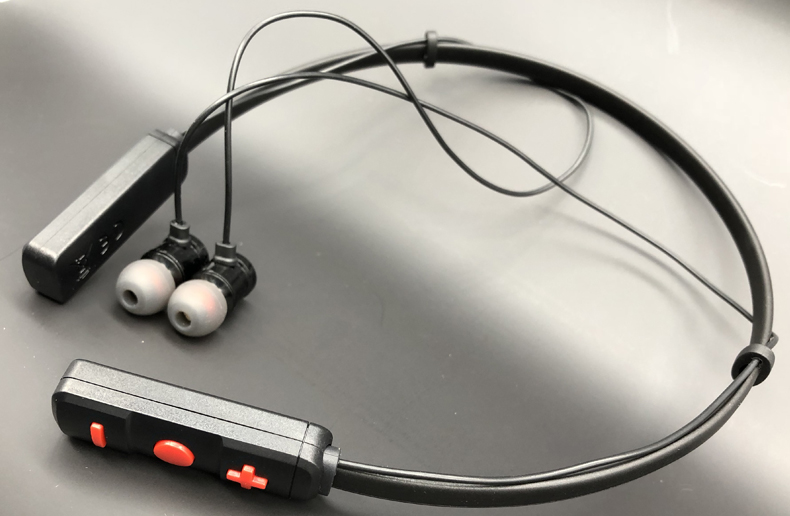 Latest Fashion Unique Stereo Earphone with Microphone