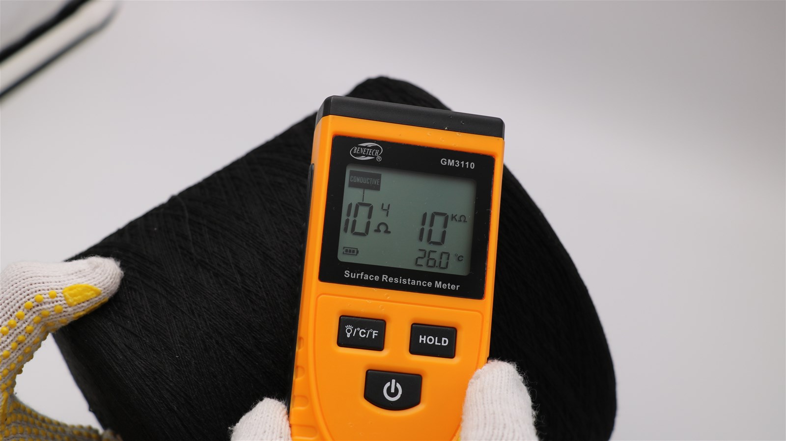 Carbon Conductive fiber 20D wrap Ne161 PL fiber spun yarn by SZ directly by 2 plies for touchscreen gloves XTAA196