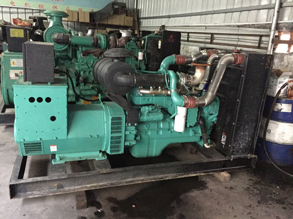 200kw 250kva Used cummins diesel generator set High quality and low price