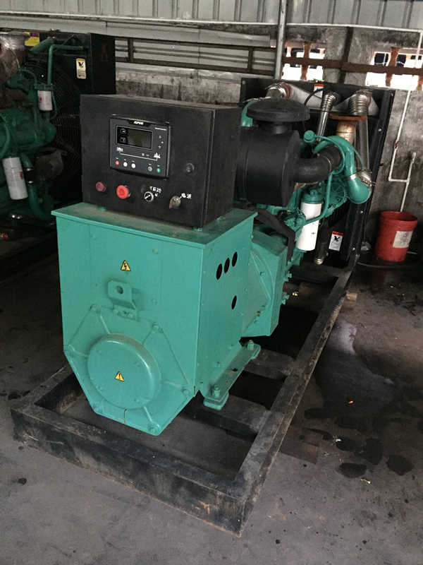 200kw 250kva Used cummins diesel generator set High quality and low price