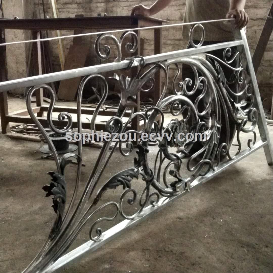 Chinese factory wrought iron fence EBF208 high quality garden fencegood price security fencinghandforged iron rail