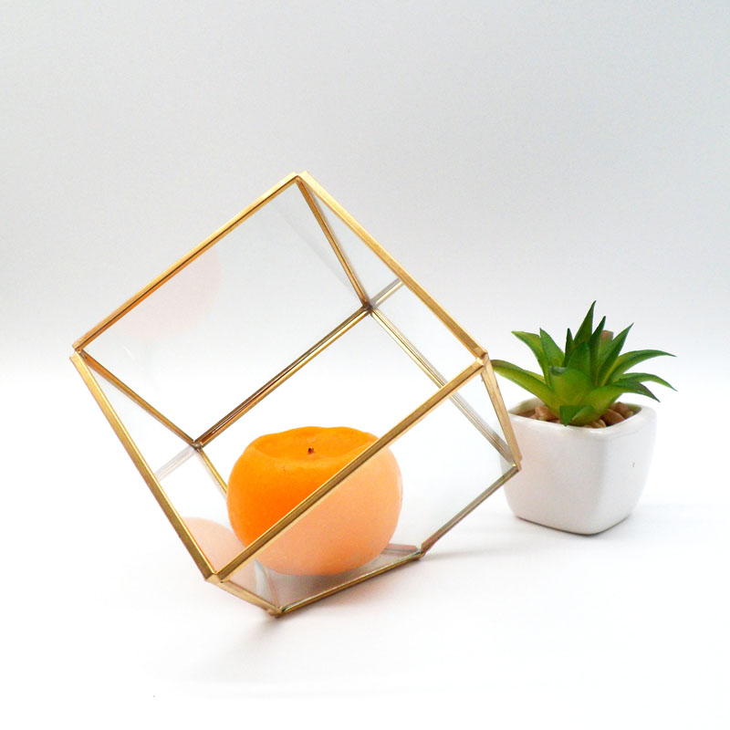 Indoor decorative tabletop geometric terrarium