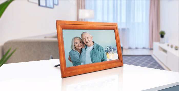 HDgenius 13 inch large picture frame WiFi HD IPS Panel touchscreen iOS Android APP Real Wood Smart Frame