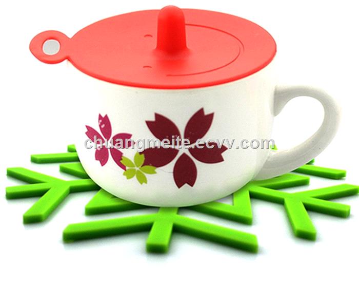 New style leaf shaped food grade heatresistant home tableware silicone mats