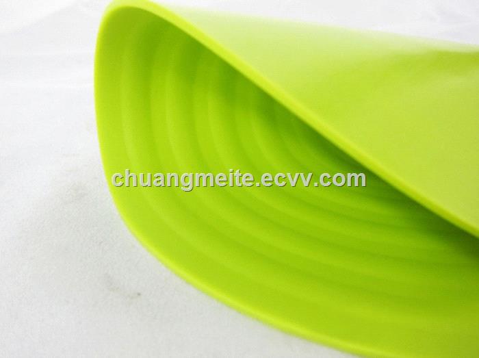 Fashion new style customized Ecofriendly home table accessories silicone mats