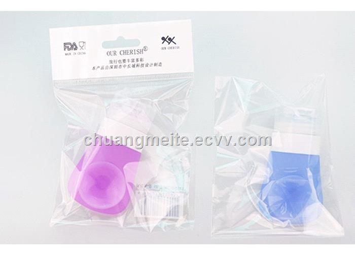 Ecofriendly novelty suction cup subbottle outdoor travel silicone bottles