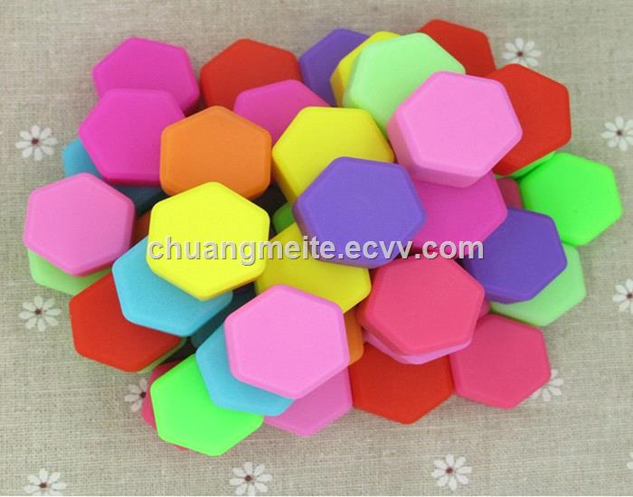 New style ecofriendly Automobiles silicone screw protective cover case accessories