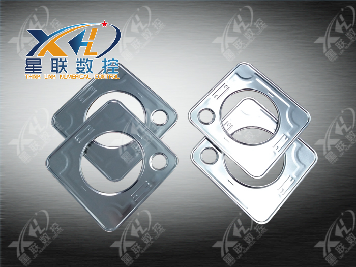 Intelligent tin can hole punching press line