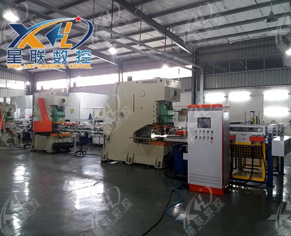 CNC full automatic numerical control punch press tin can making production line