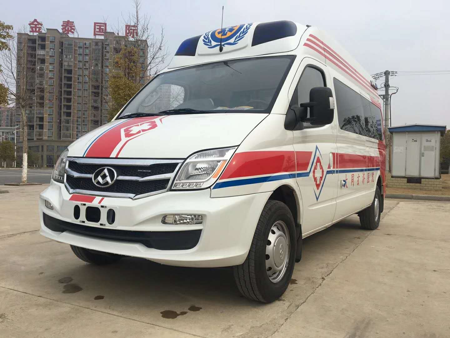 Transit Emergency ICU Ambulance CarAmbulance vehicle