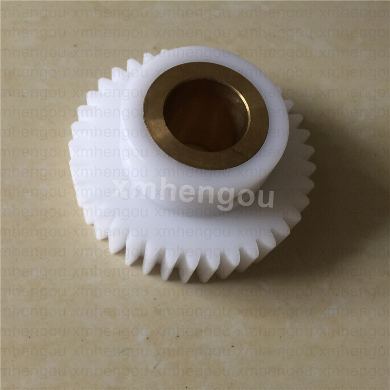 1 piece free shipping Good quality gear for Komori printing machine parts